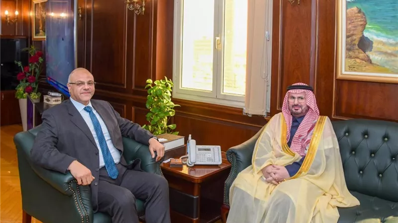 محافظ الإسكندرية يلتقي القنصل العام للمملكة العربية السعودية بالإسكندرية 