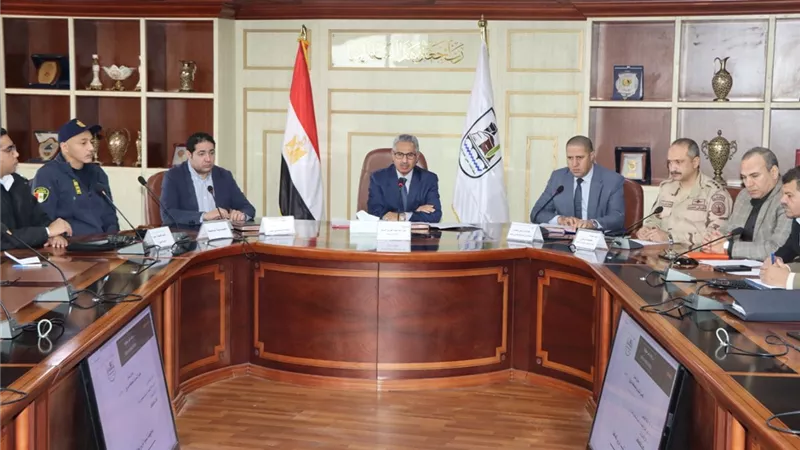 محافظ بنى سويف يشدد على تسريع وتيرة العمل بمشروعات «حياة كريمة»