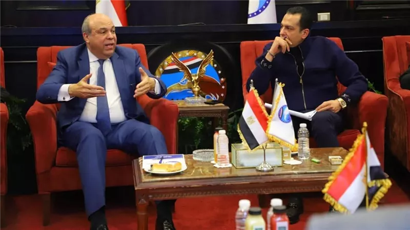 سامح الحنفي من مستقبل وطن: تطوير مصر للطيران ورفع كفاءة المطارات أهم الأولويات