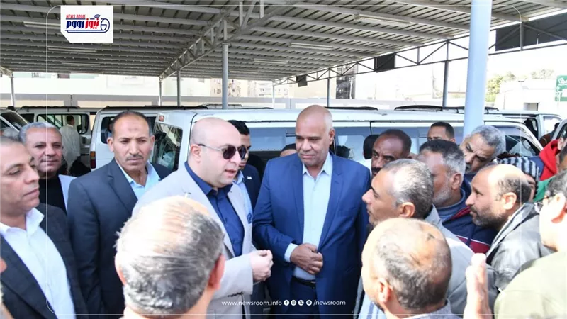 حملة مكثفة لضبط التعريفة الجديدة للمواصلات ورفع أي مخالفات بمواقف الفيوم