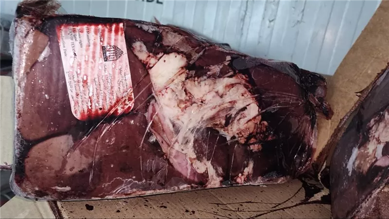 ضبط 3.7 طن عينات دجاج وكبد ولحوم غير صالحة للاستهلاك بالدقهلية