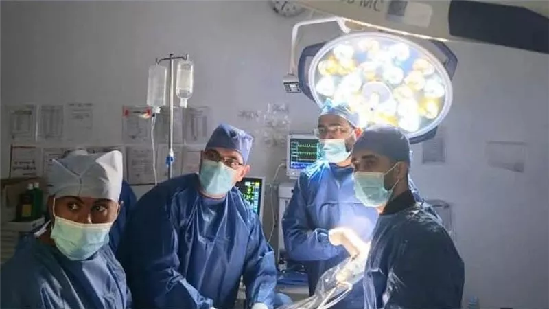 نجاح عملية دقيقة لاستئصال ورم ليفي كبير بالمنظار في مستشفى إيزيس الأقصر