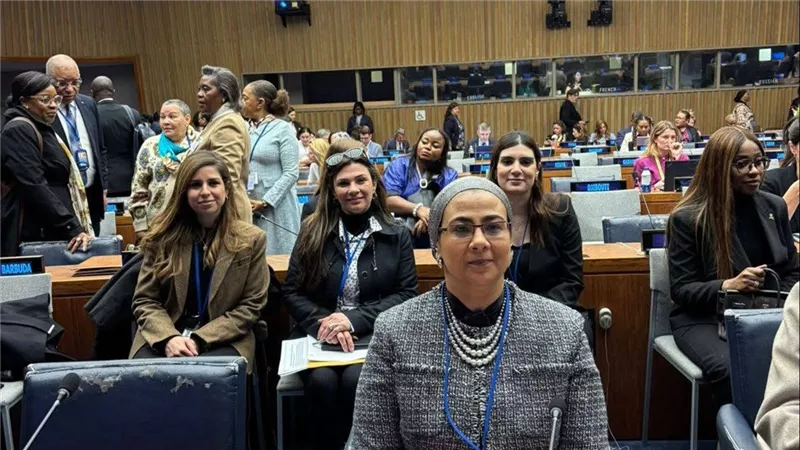 المستشارة أمل عمار رئيسة المجلس القومي للمرأة تشارك في ضمان وتعزيز سبل لجوء 