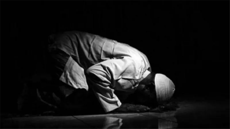 كيف تصلي تهجد رمضان في منزلك؟ .. الإفتاء توضح      