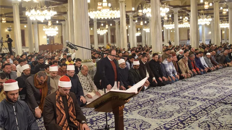 بأصوات من السماء.. نجوم 