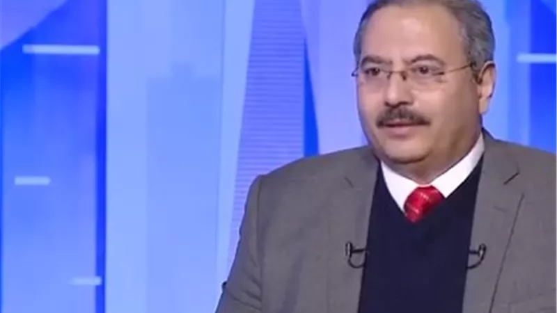 محلل اقتصادي: الحكومة قد تتراجع عن رفع سعر الوقود بعد انتهاء الحرب