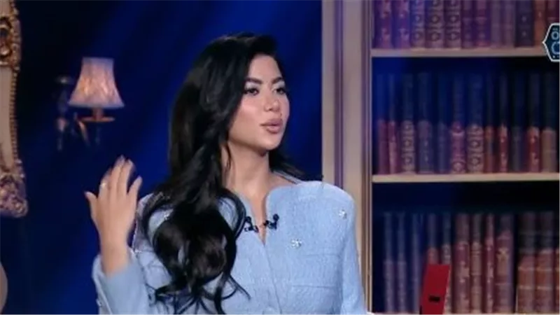 كارولين عزمي تكشف أسرار حياتها: اكتئاب وقصة حب فاشلة.. وتهديد من الأخوان