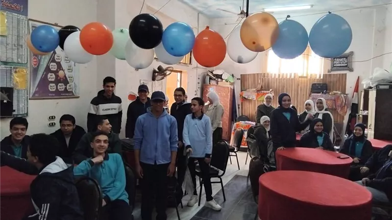 تدريب طلاب الثانوية بكوم حمادة على الاستخدام الآمن للإنترنت