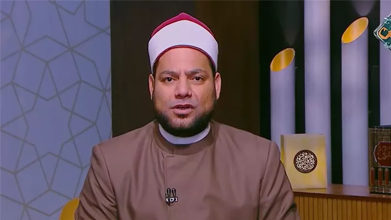 إمام جامع عمرو بن العاص: نفهم أمور الحياة جيدًا.. لكن أين الفهم في أمور الدين؟