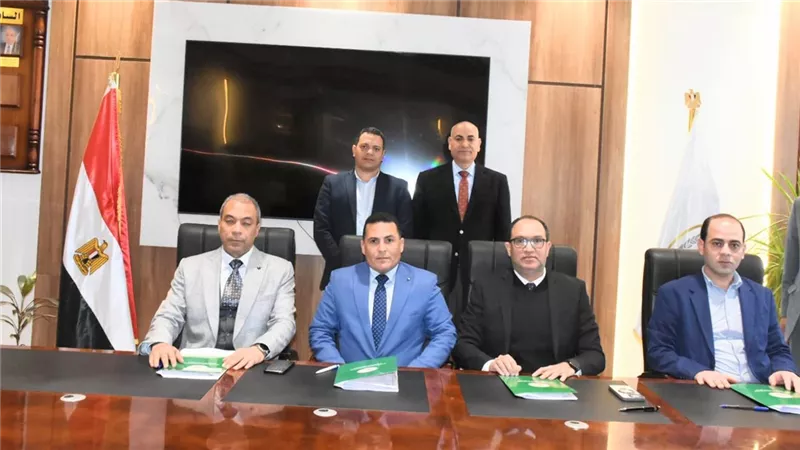 رئيس جامعة السادات يشهد توقيع بروتوكول للحد من ظاهرة الكلاب الضالة بالمدينة