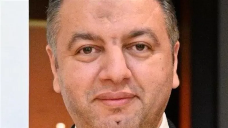 حسام زيادة يحصل على زمالة الكلية الملكية للعيون بلندن.. تعرف على أهم إنجازاته