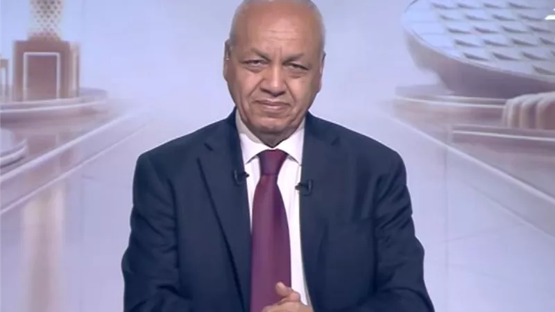 مصطفى بكري: الأيام الجاية صعبة شوية وقادرين على التماسك