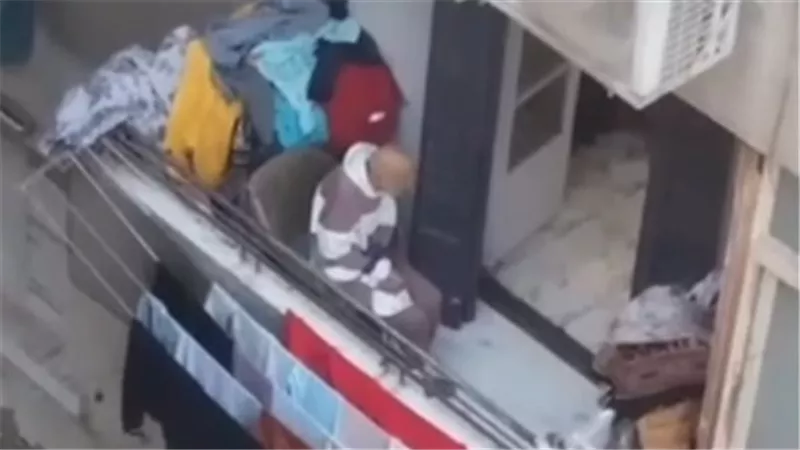 وزارة التضامن تتحرك بعد تداول فيديو لمسن مقيد داخل دار رعاية|خاص 