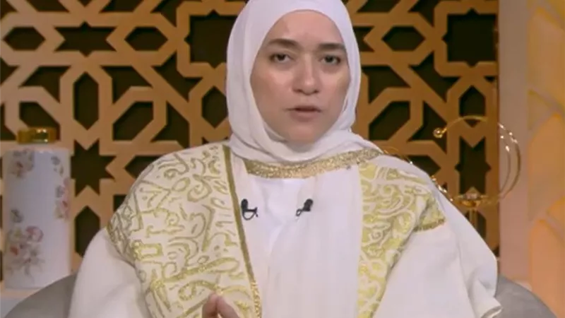 دينا أبوالخير تكشف سر الإفطار على التمر في رمضان: سنة نبوية تحمل بركات للجسد 