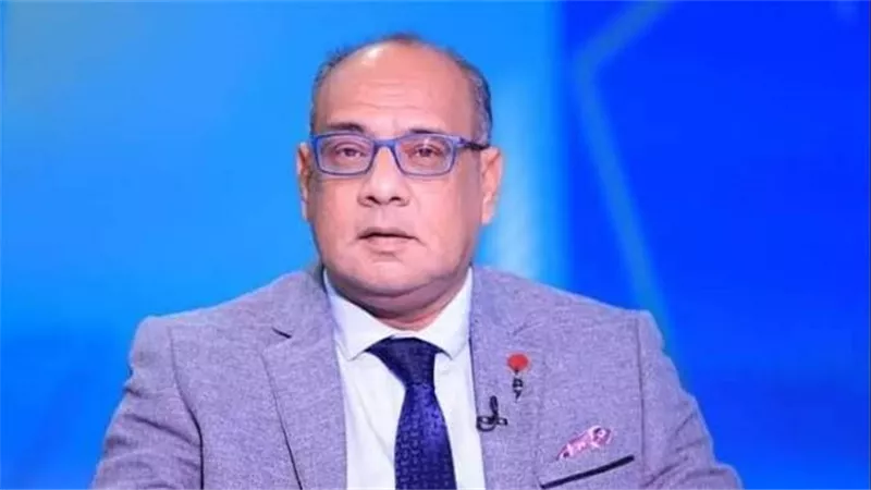 عمرو الدردير يكشف تطورات صفقة توروب.. ووكيل المدرب يحسم موقفه مع الأهلي 
