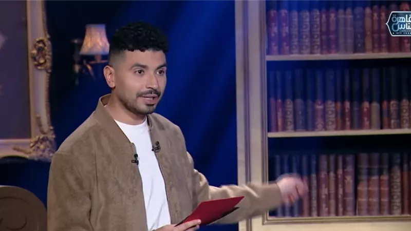 من ذكريات «المطرية» إلى العالمية.. محمد أنور يفتح صندوق أسراره في حبر سري