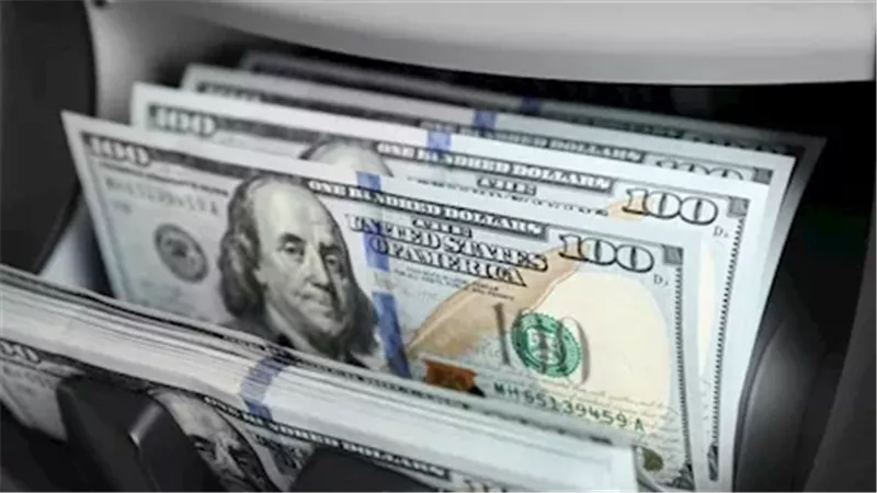 الدولار وصل كام؟..أسعار الدولار مقابل الجنيه في البنوك الحكوميه والخاصه