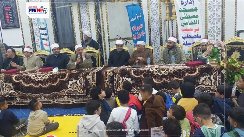 مدير أوقاف الفيوم يُكرم حفظة القرآن الكريم بمسجد مصطفى اللحامي بالشواشنة