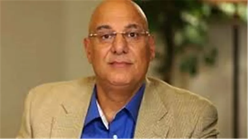 خلاف سياسي حاد بين مجدي خليل وأسامة الغزالي حرب بسبب إيران والخليج