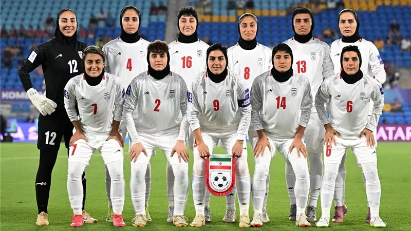 طلبوا العودة إلى الوطن.. لاعبات المنتخب الإيراني يسحبون طلبات لجوئهم لأستراليا