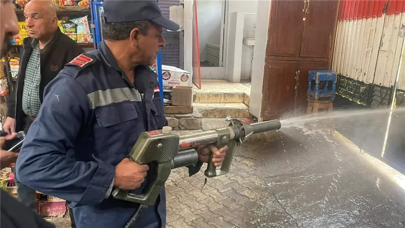 حي غرب سوهاج ينفذ مناورة تدريبية لمواجهة الحرائق بالمناطق التجارية