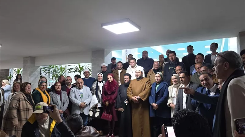 جمعية أبناء العزية وكنيسة مارمينا تنظمان إفطار الأسرة المصرية بغرب الإسكندرية