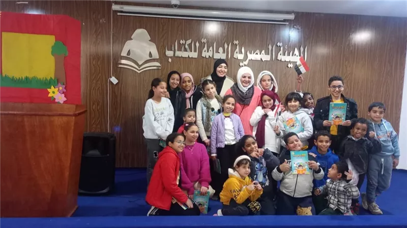 مكتبة الشروق تتحول إلى واحة ثقافية وفنية في رمضان  
