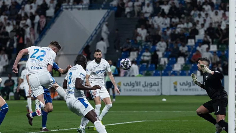 نتيجة وملخص مباراة الهلال والفتح الشوط الثاني (1-0) في الدوري السعودي