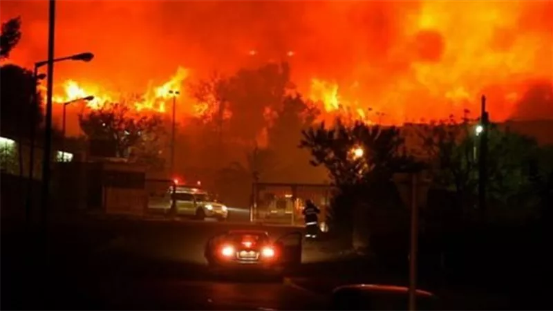 إسرائيل تحت النار..حرائق كبيرة في عدة مناطق تل أبيب إثر الصواريخ الإيرانية 