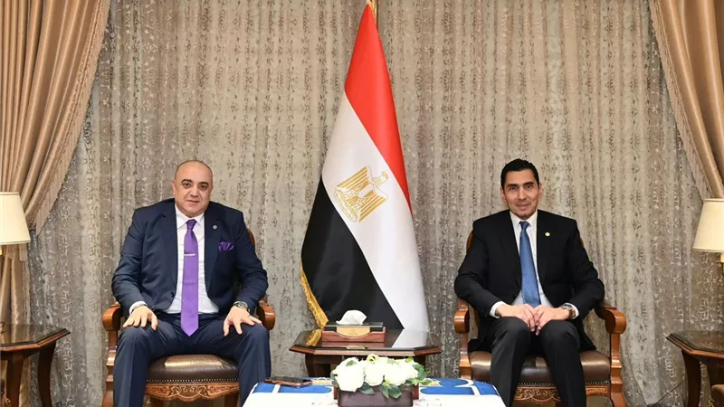 اجتماع لدعم الأندية.. وزير الشباب والرياضة يبحث مع رئيس نادي الشمس خطط التحديث