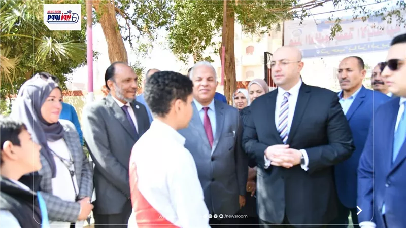 محافظ الفيوم يفتتح أعمال توسعة وتطوير مدرسة الشهيد عبد العظيم جمعة الابتدائية 