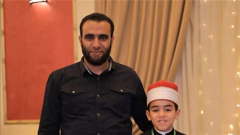 أحمد القلاجي يشارك في احتفال ليلة القدر ويحتفل بنجاح ابنه رغم عدم فوزه|شاهد 