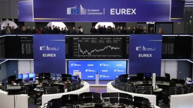 الأسهم الأوروبية تستهل أسبوعها باللون الأخضر بدعم صفقة يونيكريديت وهرمز