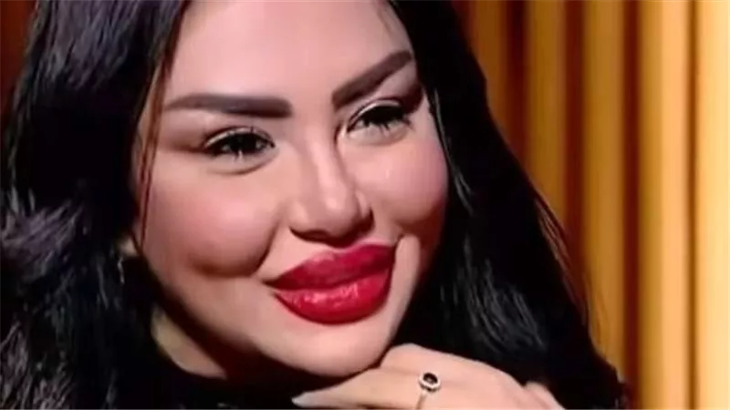بسبب بوسة.. إيمان أيوب تكشف سر رفضها فيلم «الساحر»     
