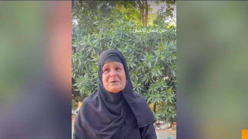 «حياة كريمة» تنقذ بائعة مناديل من الديون وتمنحها 40 ألف جنيه لبداية جديدة