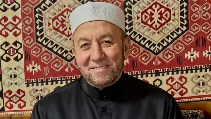رسالة مؤثرة من محمد جبريل: عودوا لمسجد عمرو بن العاص