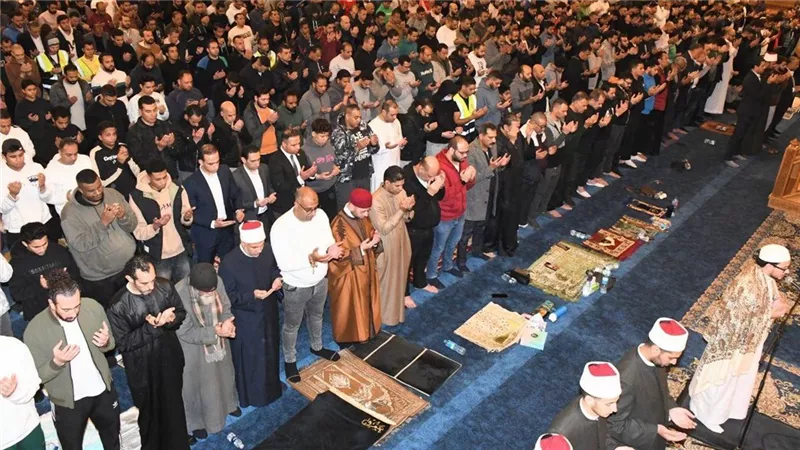 وزير الأوقاف يشهد صلاة التهجد في ليلة الـ27 من رمضان بـ العلي العظيم بألماظة
