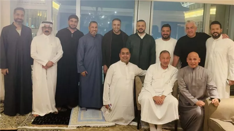 بصحبة الخطيب وزاهر وأعضاء الأهلي.. عبد الناصر زيدان يوثق لحظات إيمانية من مكة