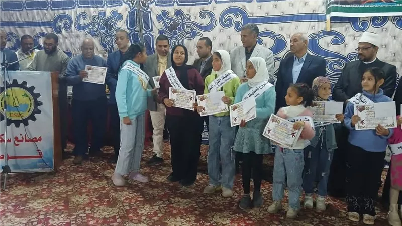 رئيس مدينة قوص يشهد احتفالية تكريم حفظة القرآن الكريم بمصنع السكر