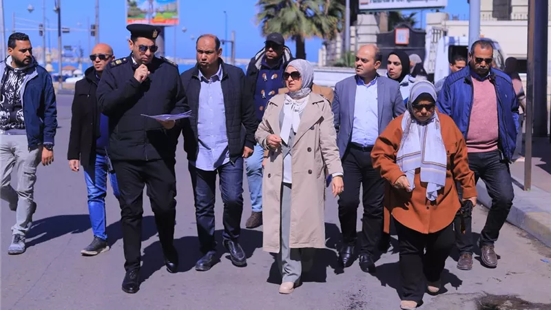 نائبة محافظ الإسكندرية تتابع تطوير شارع النبي دانيال ومحطة الرمل 