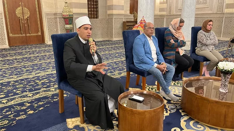 من رحاب السيدة زينب.. 