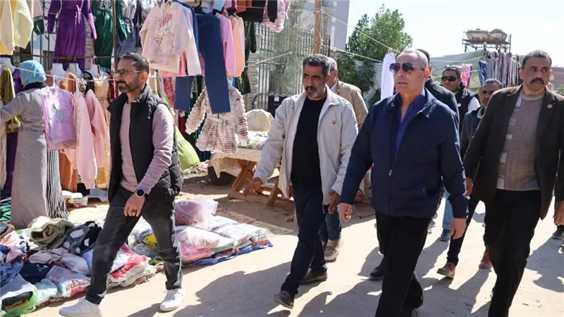 محافظ الإسماعيلية يوجه بسرعة تطوير سوق الثلاثاء بنفيشة