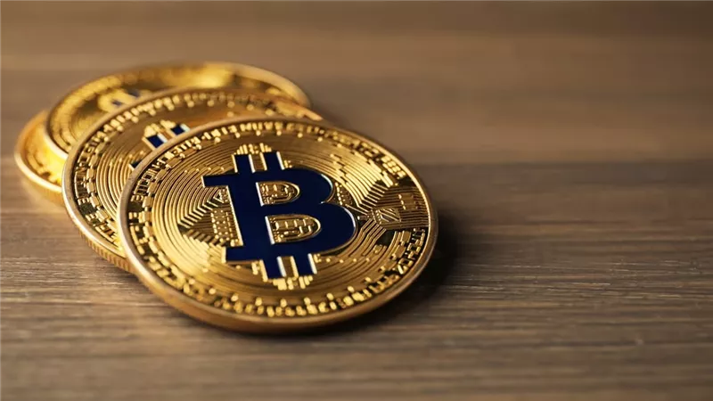 بيتكوين تستقر قرب 74200 دولار مع ترقب قرار الفيدرالي وتطورات السوق