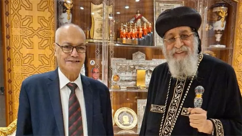 كمال زاخر يفتح ملف العلمانيين في الكنيسة: بين الاتهام بالإصلاح والتشكيك 
