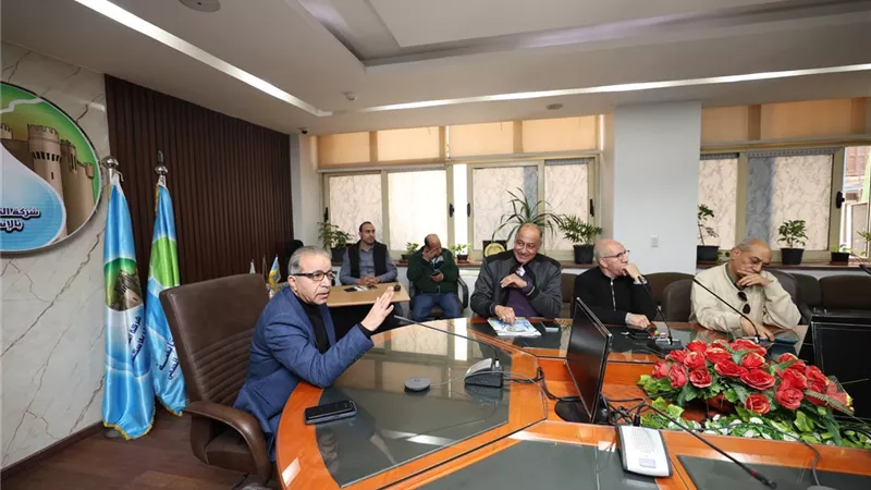 رئيس شركة الصرف الصحي بالإسكندرية يعلن رفع درجة الاستعداد لمواجهة موجة الأمطار