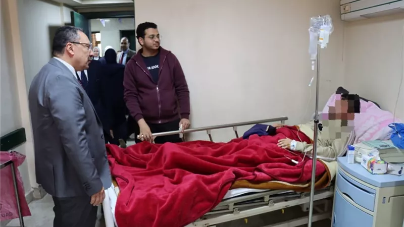 المستشفيات الجامعية بالإسكندرية ترفع درجة الاستعداد لاستقبال عيد الفطر 