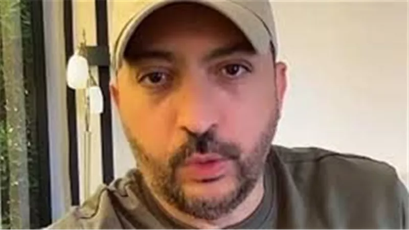 صانع محتوى كويتي يكشف تفاصيل حادث وفاة مؤذن مصري وزوجته  