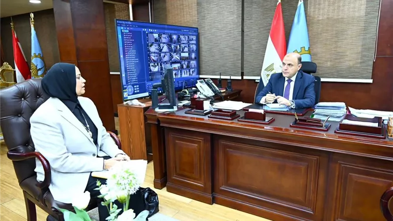 محافظ الغربية يوجه بتشديد الرقابة البيطرية وتأمين الأسواق خلال عيد الفطر