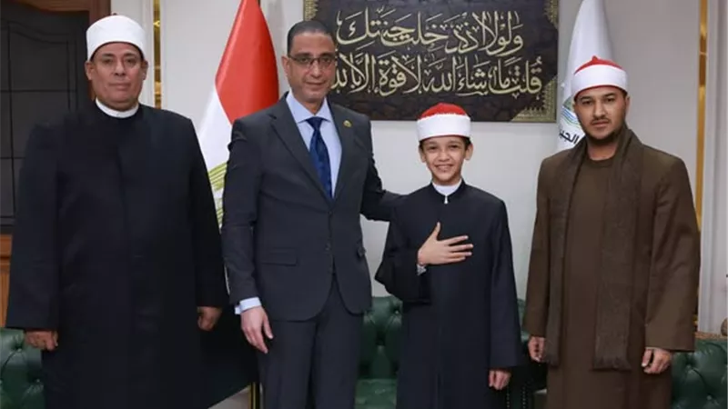 محافظ الجيزة يكرّم الفائزين بالمراكز الأولى في مسابقة «دولة التلاوة» 