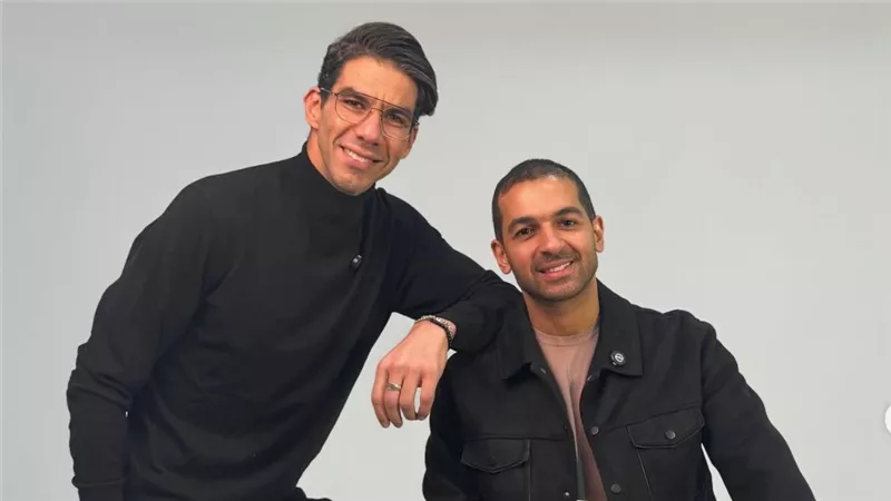 هاني حتحوت يكشف أسرار كتاب شريف إكرامي: «23 سنة خبرة في 13 برشامة»